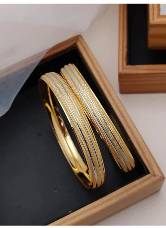 Nitya Bangles