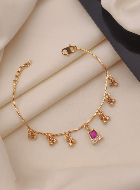 004 Bracelet